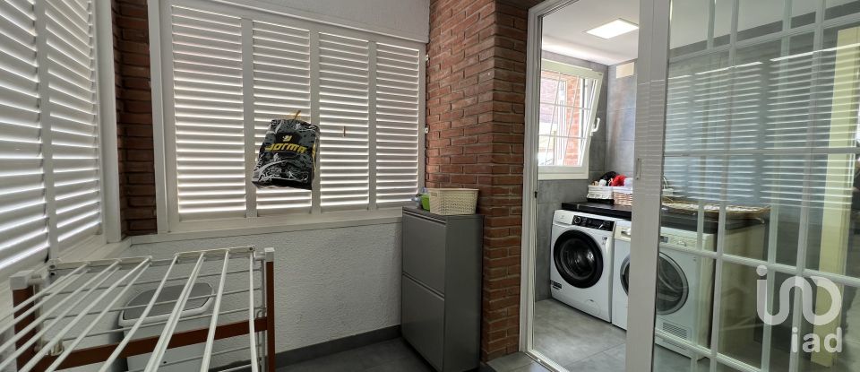 Cottage 4 bedrooms of 397 m² in Palau-Solita I Plegamans (08184)