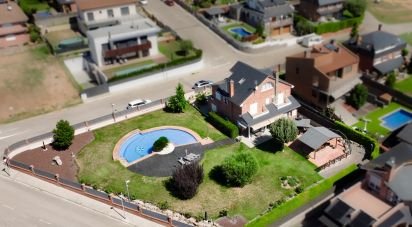 Chalet 4 habitaciones de 397 m² en Palau-Solita I Plegamans (08184)