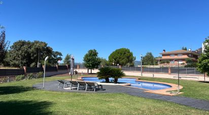 Building plot of 831 m² in Palau-Solita I Plegamans (08184)