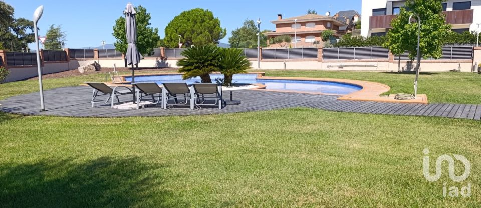 Terrain à bâtir de 831 m² à Palau-Solita I Plegamans (08184)