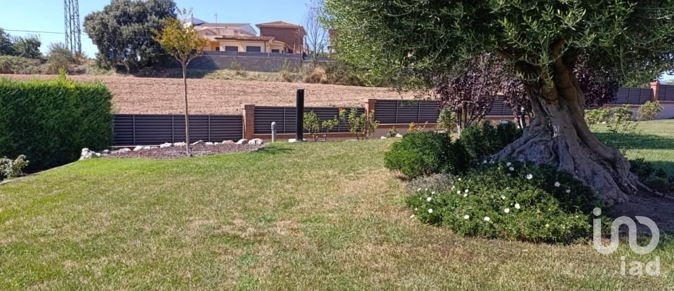 Terrain à bâtir de 831 m² à Palau-Solita I Plegamans (08184)