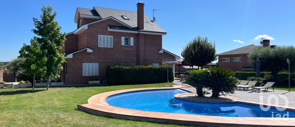 Terrain à bâtir de 831 m² à Palau-Solita I Plegamans (08184)