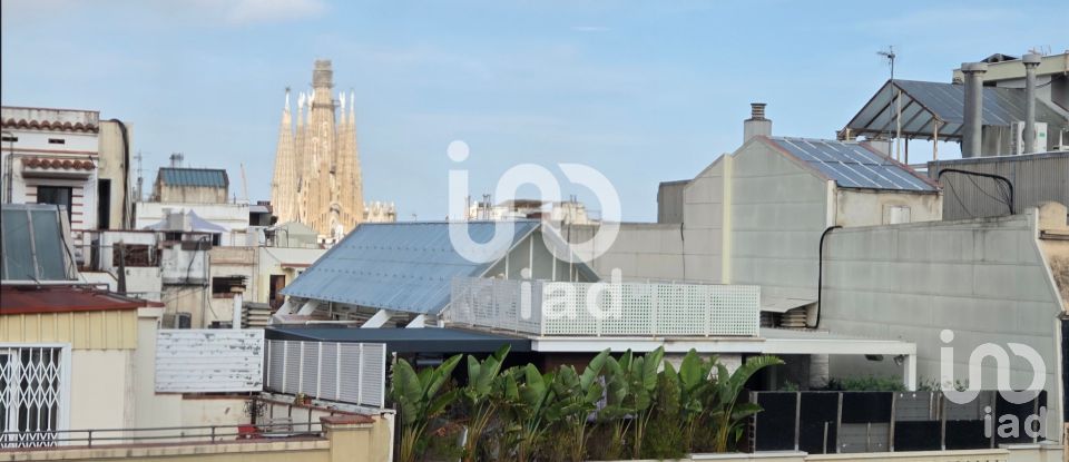 Penthouse 3 bedrooms of 107 m² in Barcelona (08037)