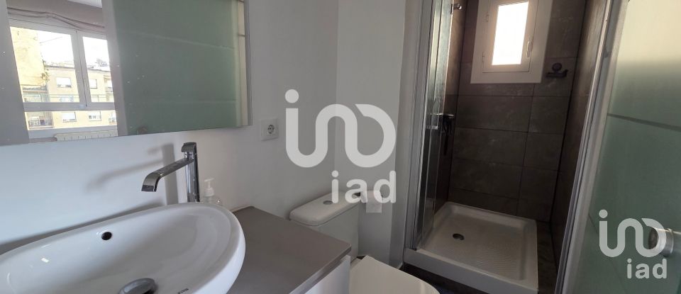 Penthouse 3 bedrooms of 107 m² in Barcelona (08037)