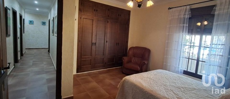 Cottage 5 bedrooms of 225 m² in El Drago (11620)