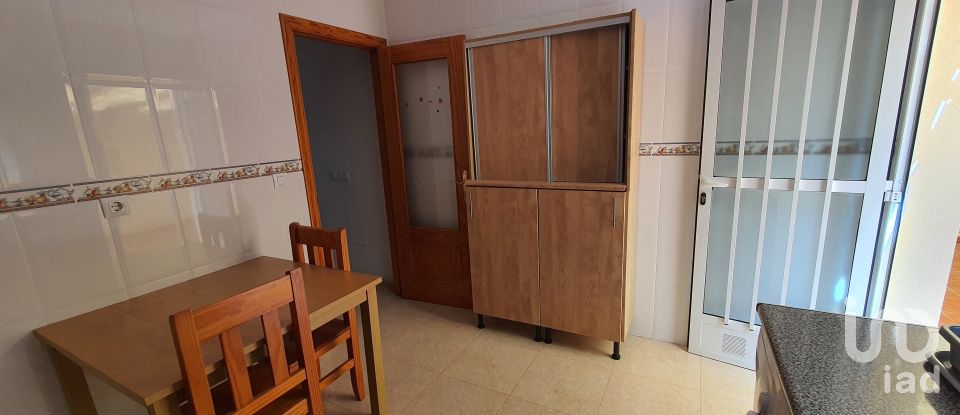 Casa 3 habitaciones de 116 m² en Pueblo Blanco (04117)