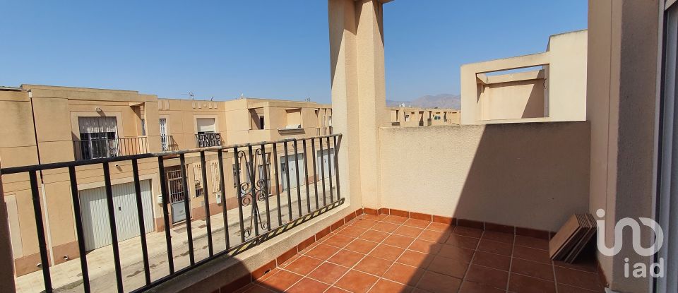 Casa 3 habitaciones de 116 m² en Pueblo Blanco (04117)