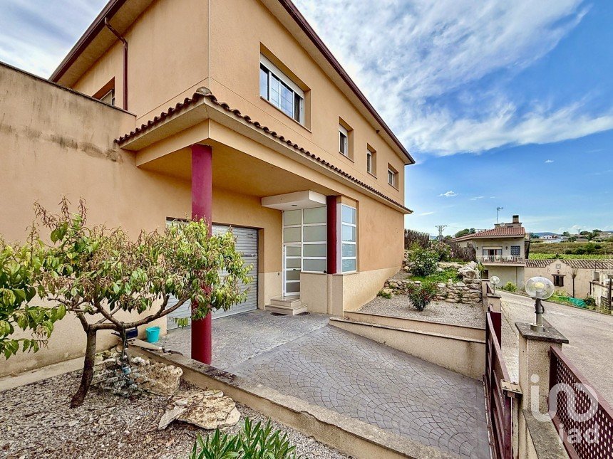 Casa 8 habitaciones de 469 m² en Vilobí del Penedès (08735)