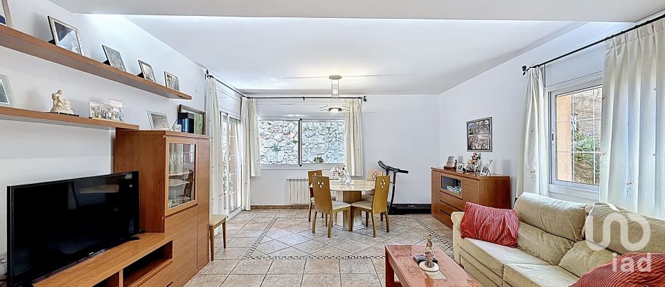 Casa 8 habitaciones de 469 m² en Vilobí del Penedès (08735)