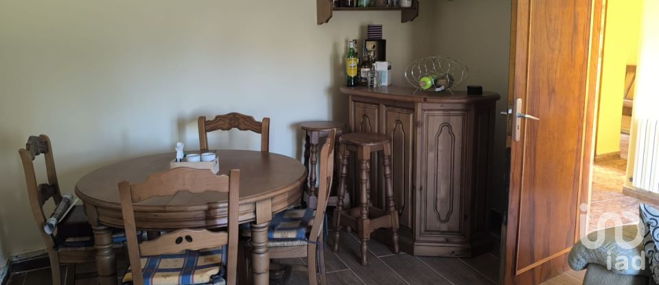 Maison de village 2 chambres de 260 m² à Valdesaz de Los Oteros (24208)