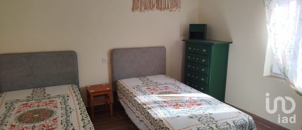 Maison de village 2 chambres de 260 m² à Valdesaz de Los Oteros (24208)