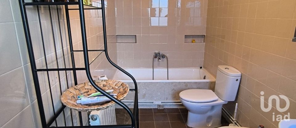 Maison de village 2 chambres de 260 m² à Valdesaz de Los Oteros (24208)