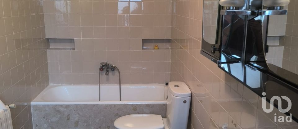 Maison de village 2 chambres de 260 m² à Valdesaz de Los Oteros (24208)