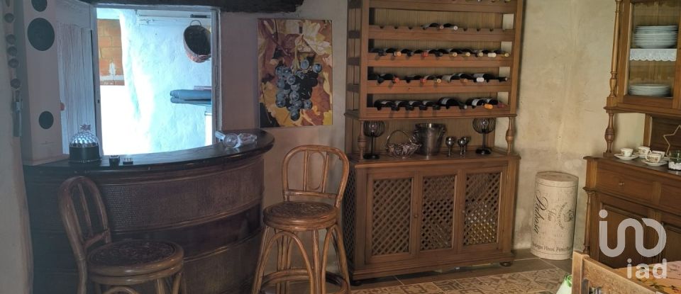 Maison de village 2 chambres de 260 m² à Valdesaz de Los Oteros (24208)