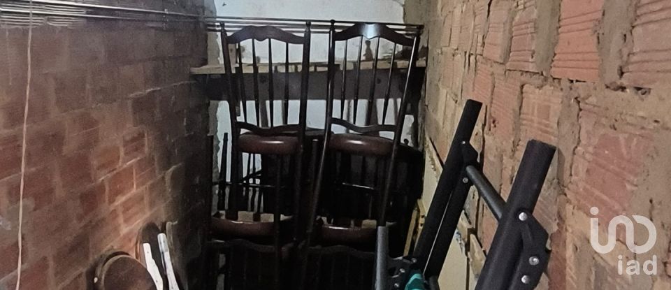 Maison de village 2 chambres de 260 m² à Valdesaz de Los Oteros (24208)