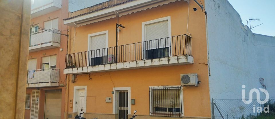 Pis 3 habitacions de 140 m² a Beniarbeig (03778)