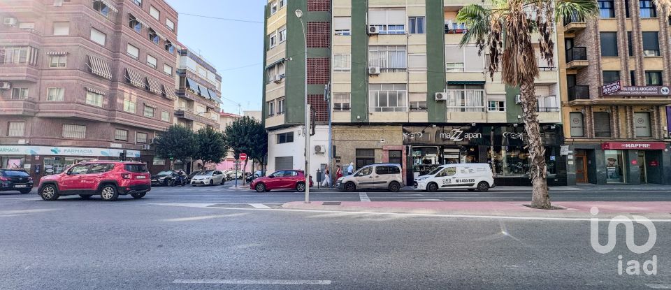 Piso 4 habitaciones de 116 m² en Alicante/Alacant (03006)