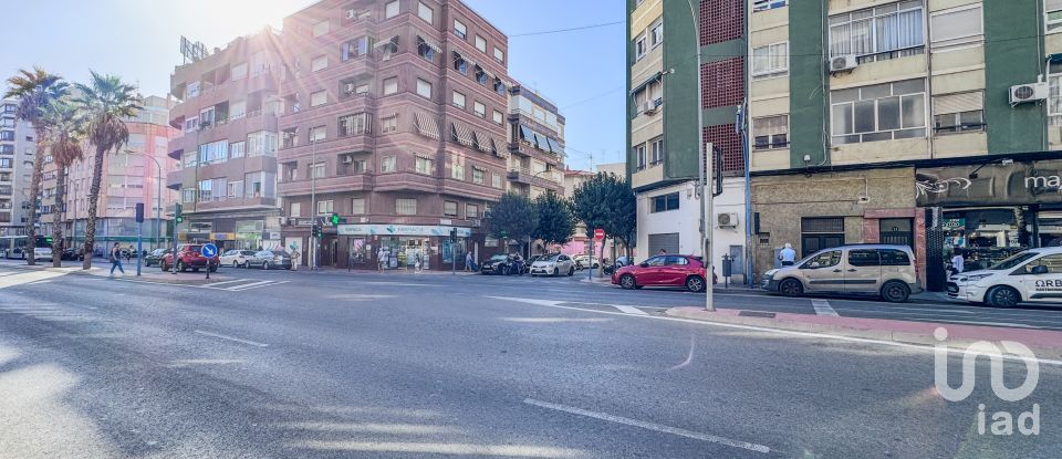 Piso 4 habitaciones de 116 m² en Alicante/Alacant (03006)