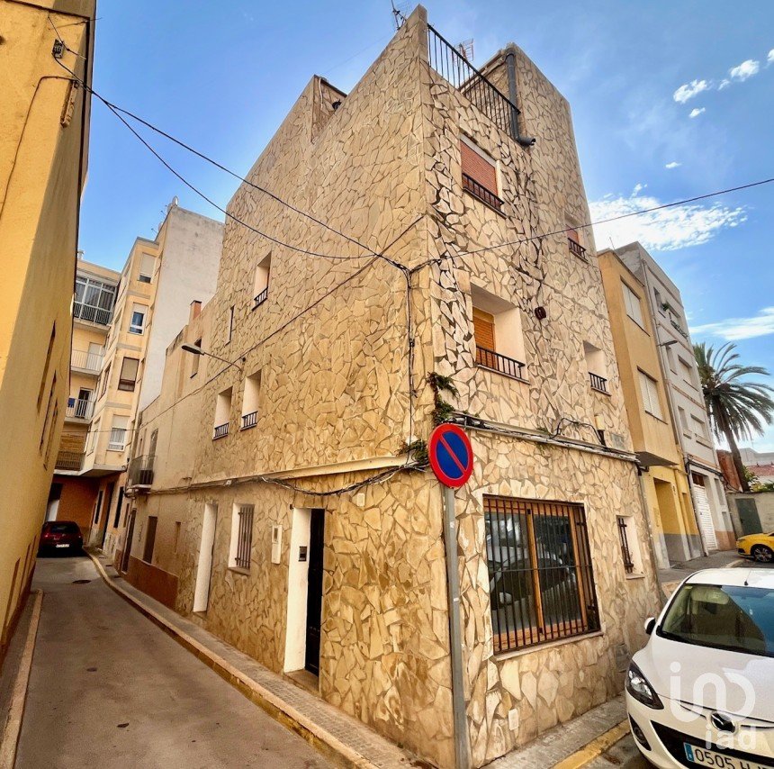 Casa 5 habitaciones de 128 m² en Vinaros (12500)