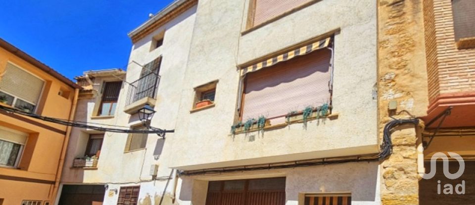 Casa de pueblo 6 habitaciones de 446 m² en Valjunquera (44595)