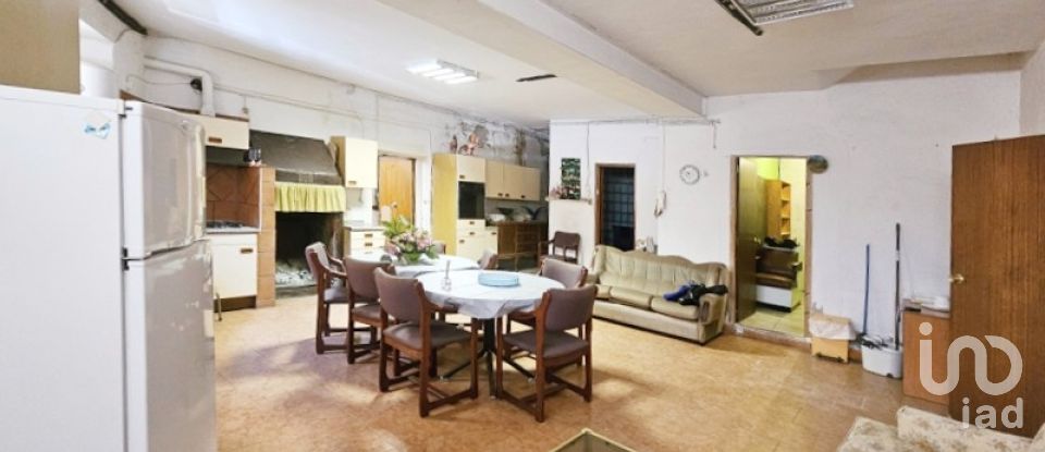 Casa de pueblo 6 habitaciones de 446 m² en Valjunquera (44595)