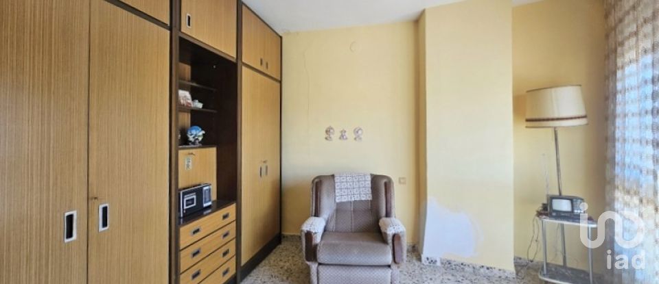 Casa de pueblo 6 habitaciones de 446 m² en Valjunquera (44595)