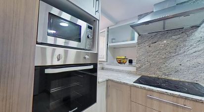 House 6 bedrooms of 150 m² in Valls (43800)