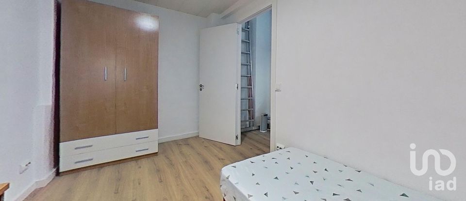 House 6 bedrooms of 150 m² in Valls (43800)