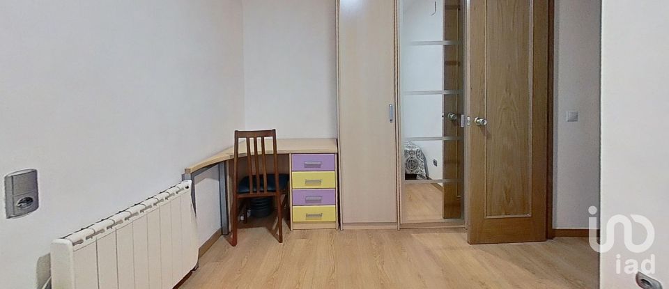 House 6 bedrooms of 150 m² in Valls (43800)