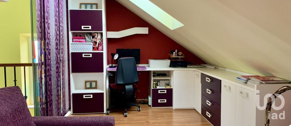 Maison 4 chambres de 185 m² à San Andrés del Rabanedo (24010)