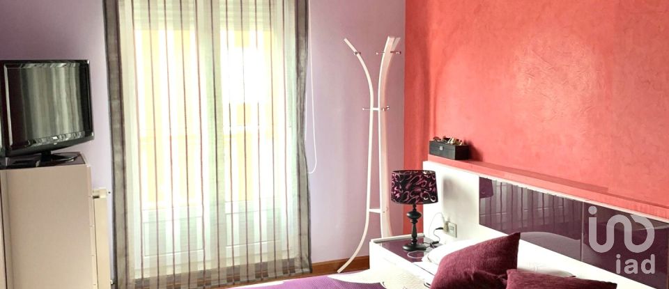 Maison 4 chambres de 185 m² à San Andrés del Rabanedo (24010)