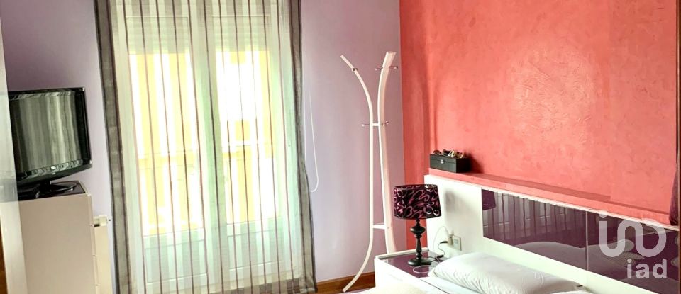 Maison 4 chambres de 185 m² à San Andrés del Rabanedo (24010)