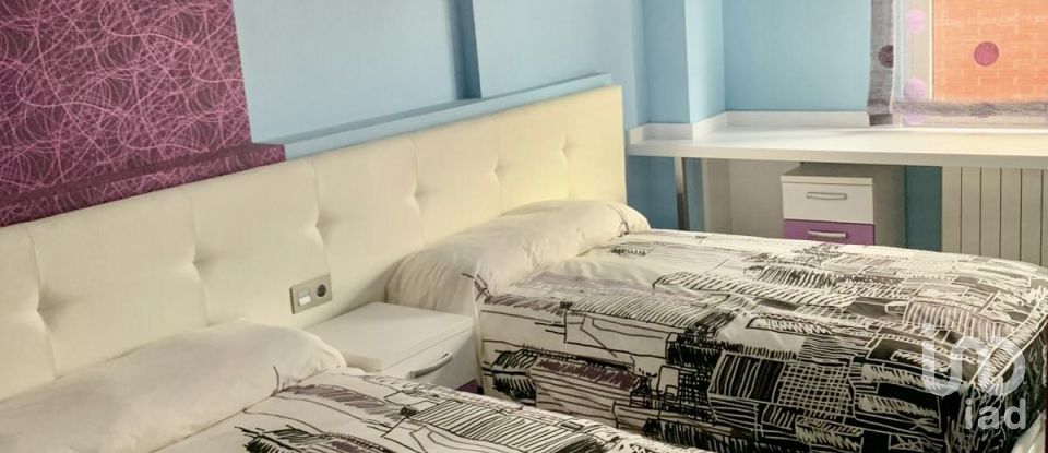 Maison 4 chambres de 185 m² à San Andrés del Rabanedo (24010)