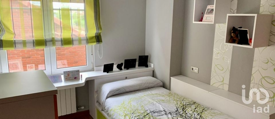 Maison 4 chambres de 185 m² à San Andrés del Rabanedo (24010)