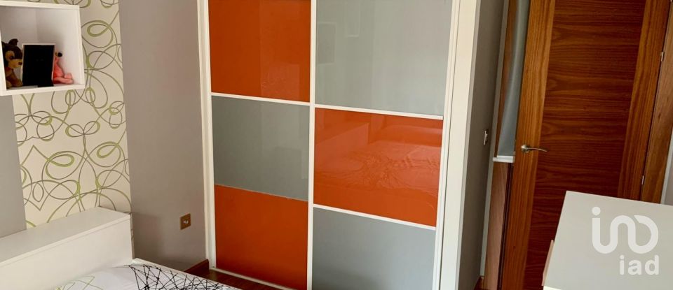 Maison 4 chambres de 185 m² à San Andrés del Rabanedo (24010)