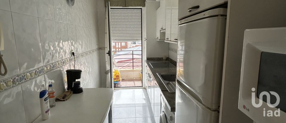 Apartment 1 bedroom of 51 m² in La Bañeza (24750)