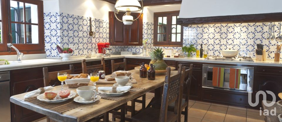 Casa rústica 11 habitaciones de 1.031 m² en Sant Pere de Ribes (08810)