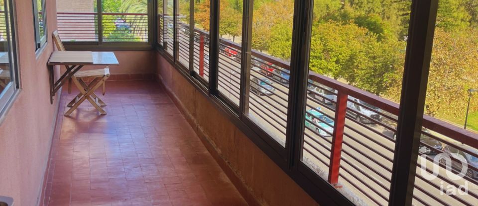 Pis 4 habitacions de 120 m² a Valencia (46022)