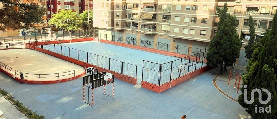 Pis 4 habitacions de 120 m² a Valencia (46022)