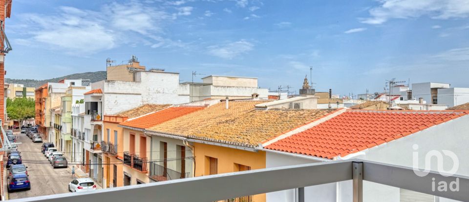 Piso 2 habitaciones de 117 m² en Pego (03780)