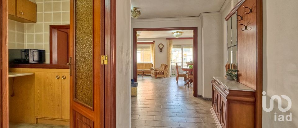 Piso 2 habitaciones de 117 m² en Pego (03780)