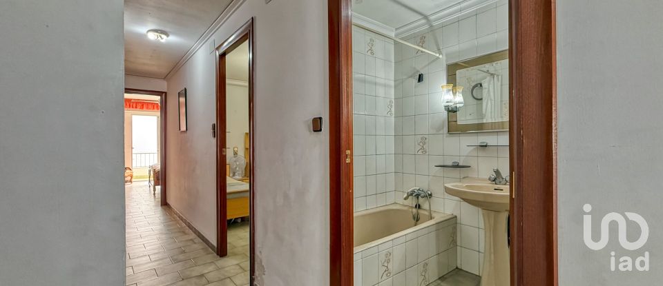 Piso 2 habitaciones de 117 m² en Pego (03780)