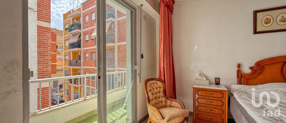 Piso 2 habitaciones de 117 m² en Pego (03780)