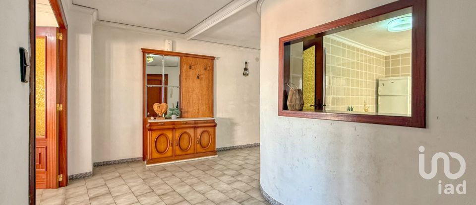 Piso 2 habitaciones de 117 m² en Pego (03780)