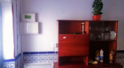 Village house 5 bedrooms of 100 m² in Belvís de la Jara (45660)