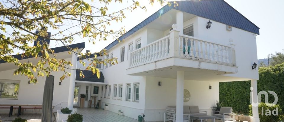 Cottage 8 bedrooms of 347 m² in Cocentaina (03820)