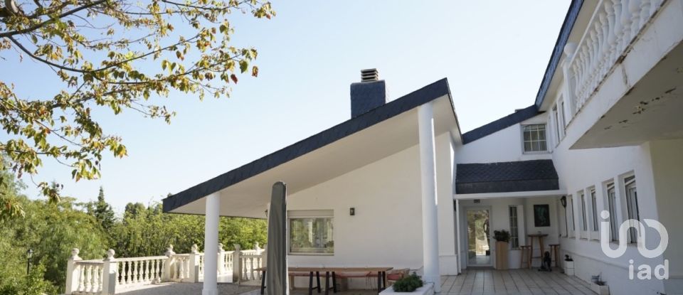 Cottage 8 bedrooms of 347 m² in Cocentaina (03820)