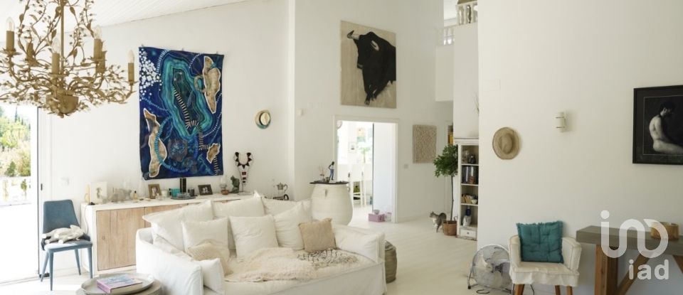 Cottage 8 bedrooms of 347 m² in Cocentaina (03820)