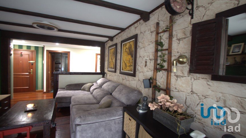 Appartement 2 chambres de 74 m² à Santurtzi (48980)
