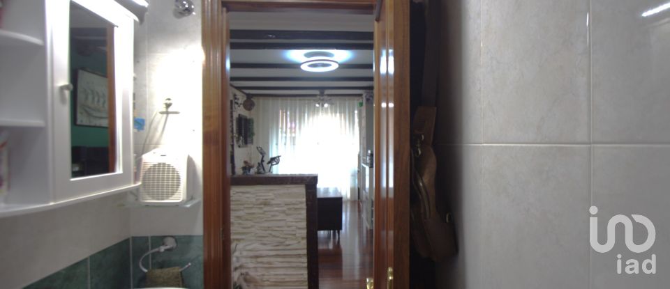 Appartement 2 chambres de 74 m² à Santurtzi (48980)